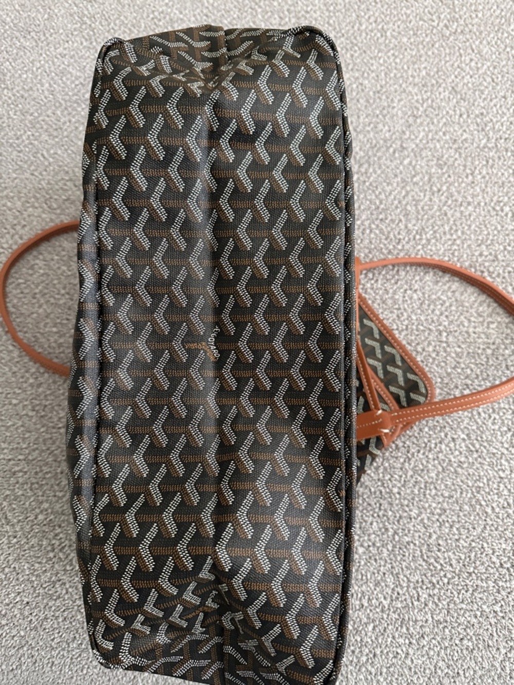 Imitation Designer Tote - Picture 4 of 9